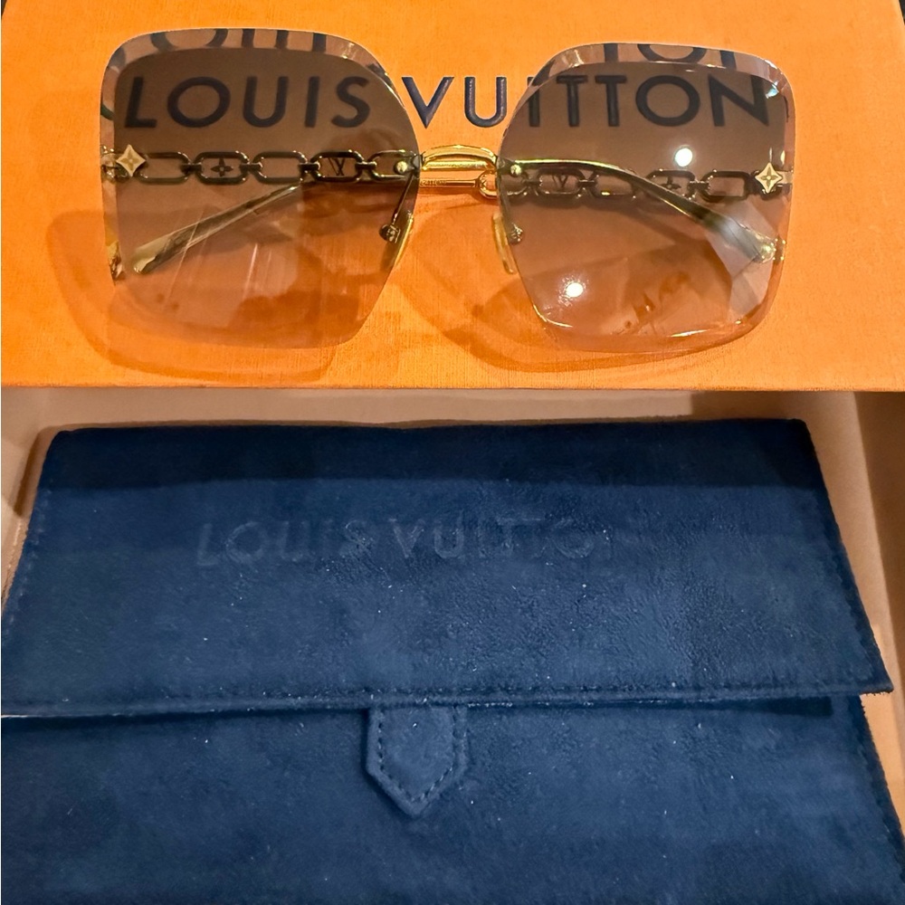 Louis Vuitton Jewel Square Brown Sunglasses